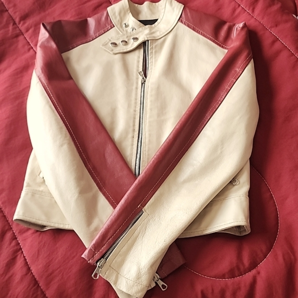 Vera Pelle 100% leather moto jacket.